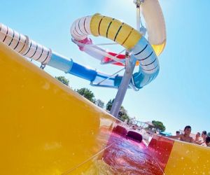 Toboggan camping Le Puits Rochais en Vendée