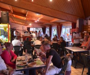 Restaurant du camping le Puits Rochais